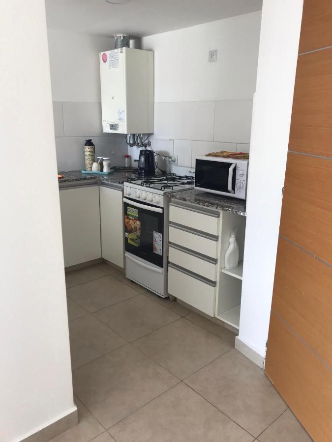 Dto Nuevo Barrio Universitario II , Wifi Y Cochera-Check In Express-Pet Friendly Баїя-Бланка Екстер'єр фото
