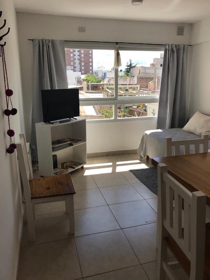Dto Nuevo Barrio Universitario II , Wifi Y Cochera-Check In Express-Pet Friendly Баїя-Бланка Екстер'єр фото