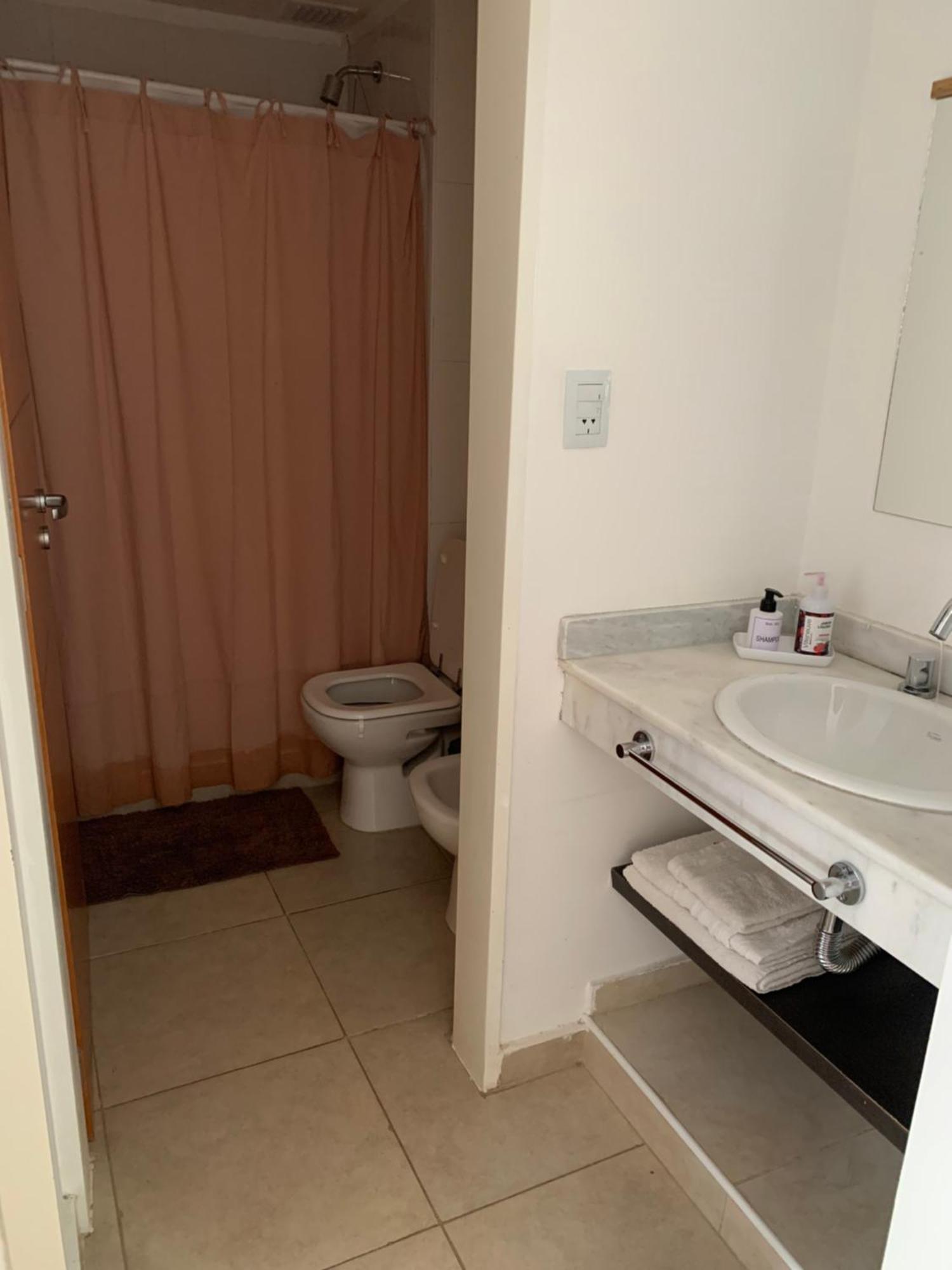 Dto Nuevo Barrio Universitario II , Wifi Y Cochera-Check In Express-Pet Friendly Баїя-Бланка Екстер'єр фото