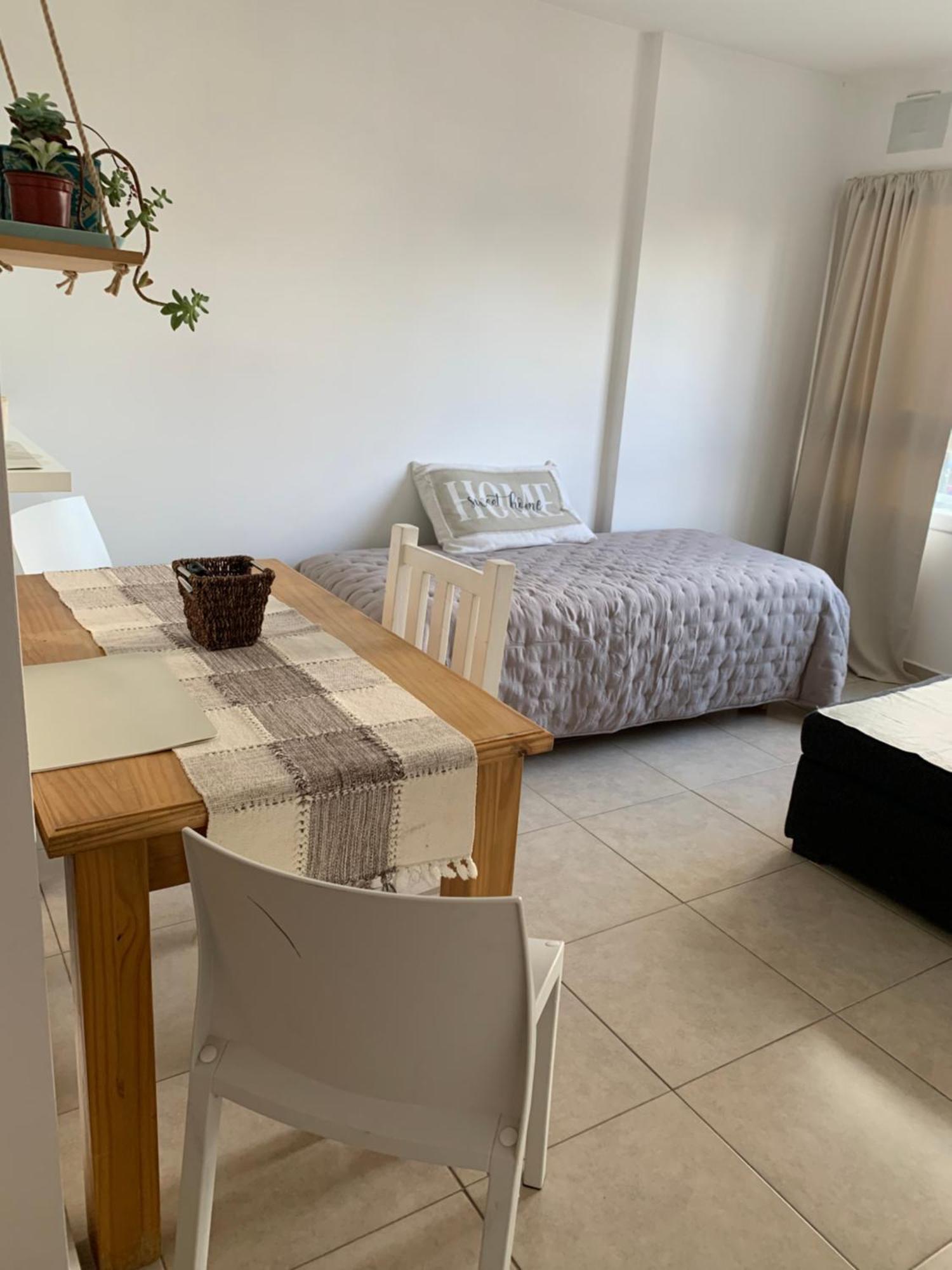 Dto Nuevo Barrio Universitario II , Wifi Y Cochera-Check In Express-Pet Friendly Баїя-Бланка Екстер'єр фото